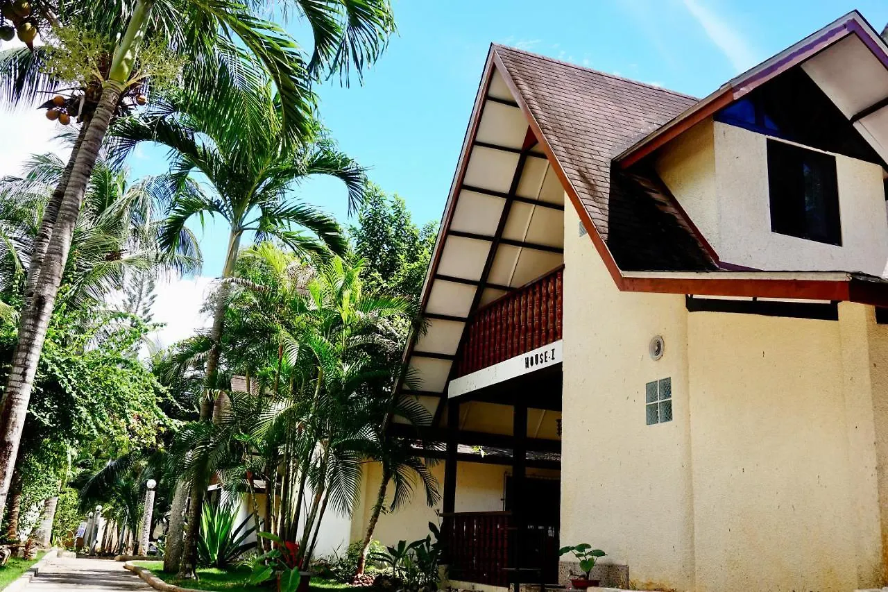 Flower Garden Resort 팡라오