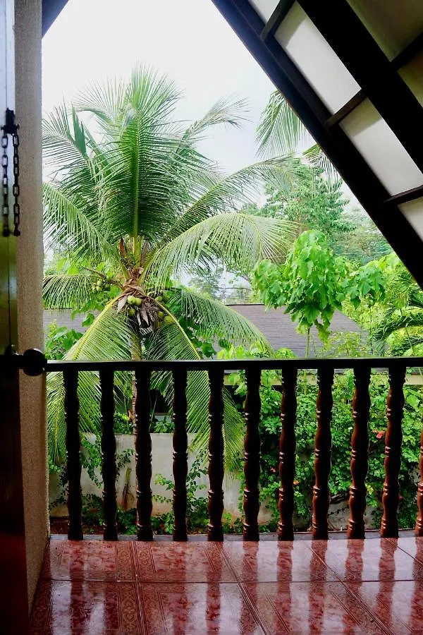 Flower Garden Resort 팡라오 5*,