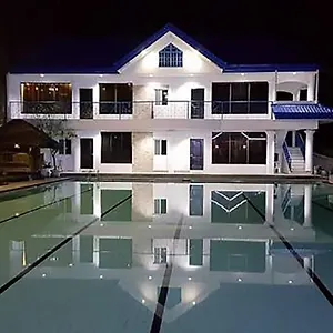 Woodland 3* Angeles